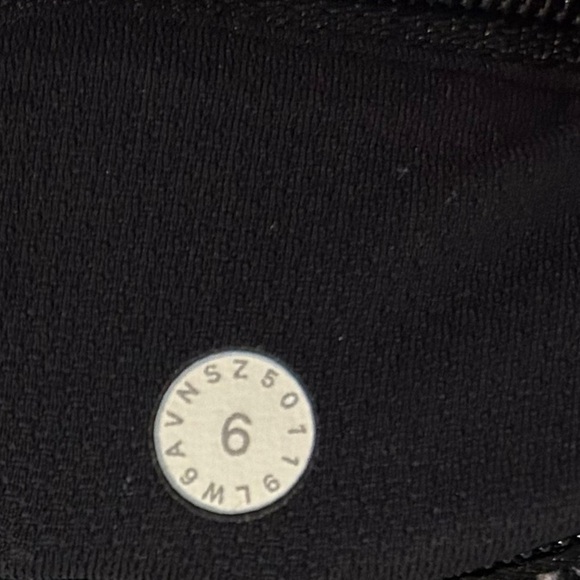 Lululemon Pace Rival Crop *22" - Picture 12 of 15